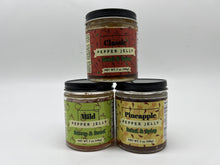 Load image into Gallery viewer, Delavignes Pineapple Pepper Jelly - 7oz