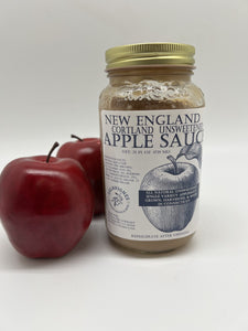 Delavignes Cortland Applesauce Jar with fresh apples
